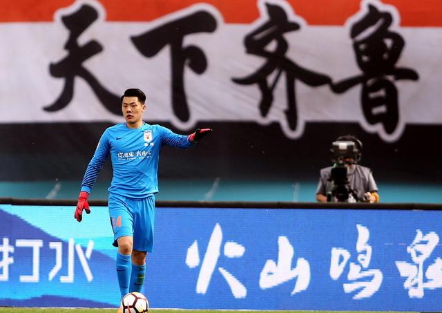  摩纳哥客场战平尼斯错失登顶良机  